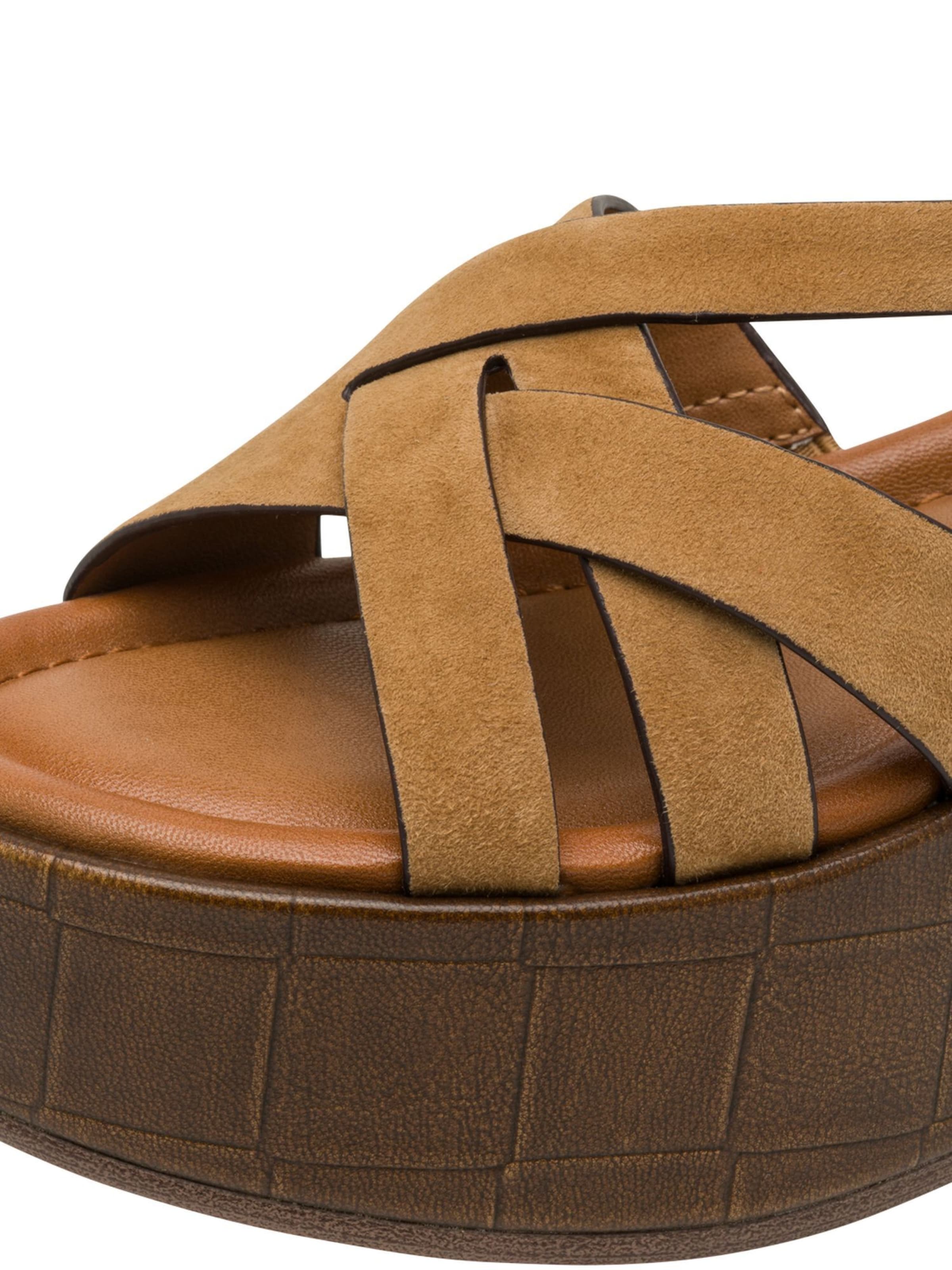 Sandales à lanières Tamaris en marron