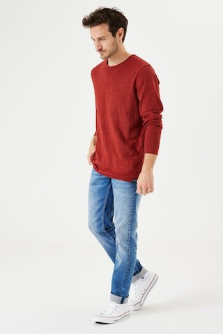 GARCIA Sweater in Red