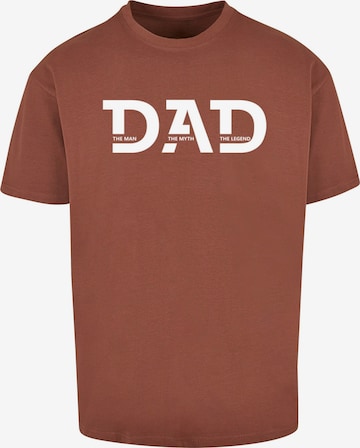 Merchcode Shirt 'Fathers Day - The Man, The Myth, The Legend' in Braun: predná strana