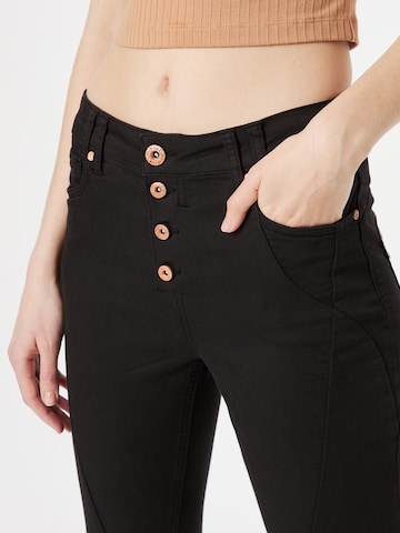 PULZ Jeans Skinny Džíny 'Rozita' – černá