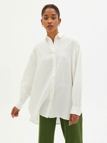 Thinking MU Blouse in White: front