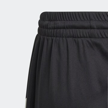 ADIDAS PERFORMANCE Regular Shorts 'Salah' in Schwarz