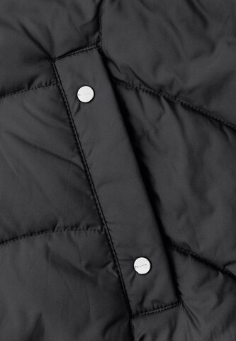 STREET ONE Winter Jacket in Black