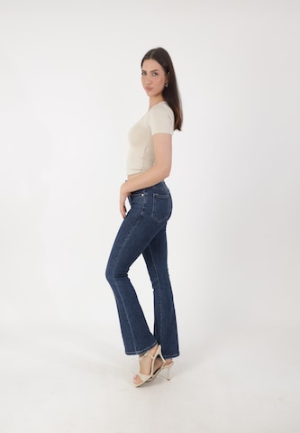 Bootcut Jean Elara en bleu