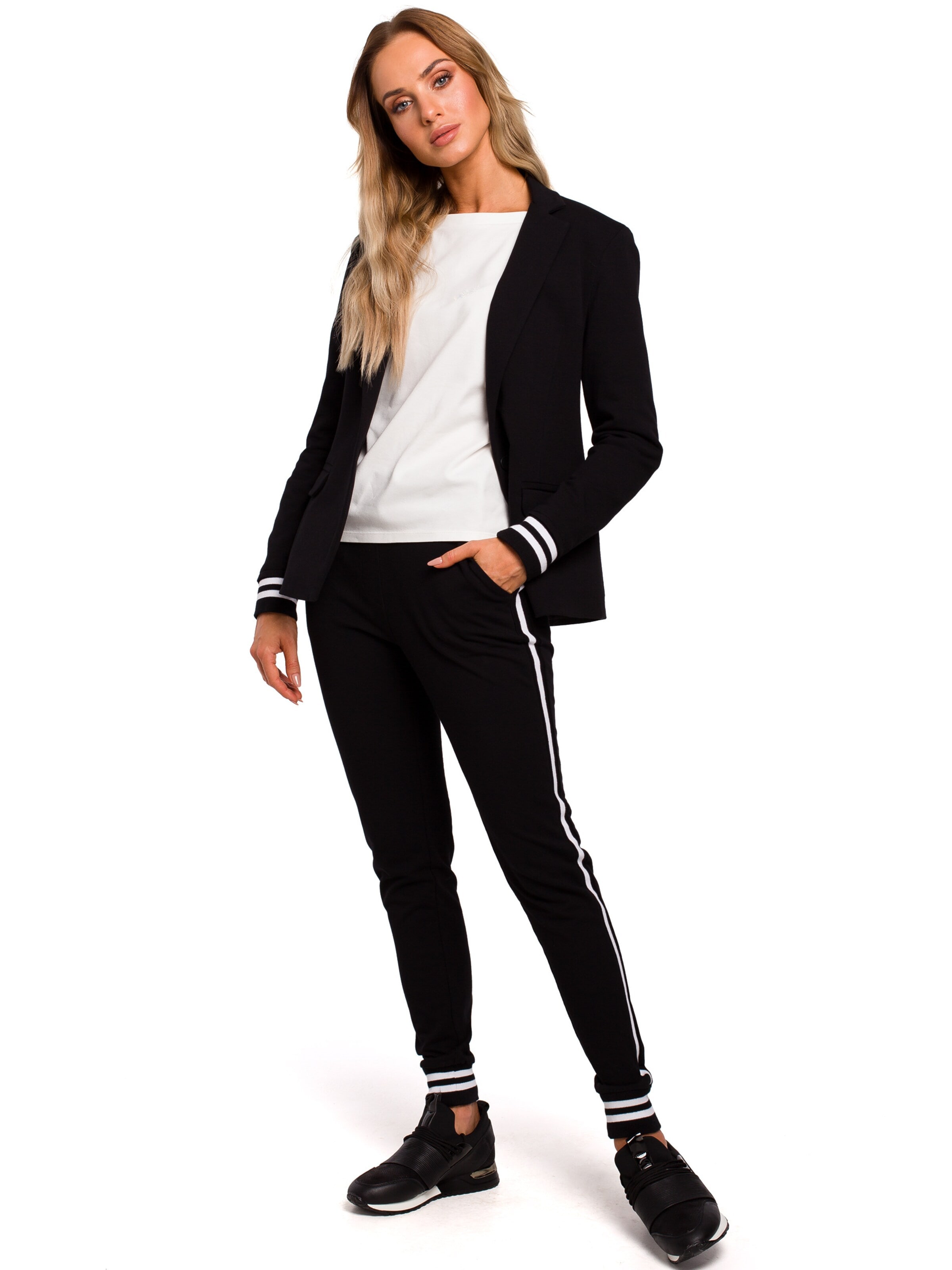 Sacou 'M459 ' de la made of emotion pe negru