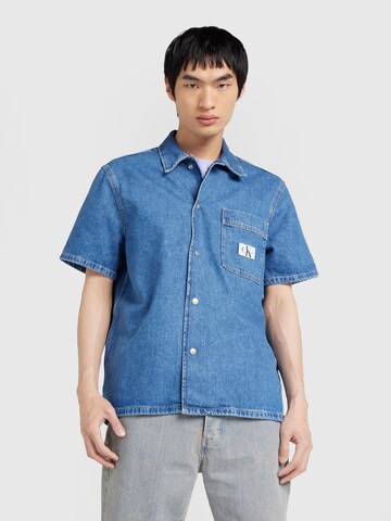 Calvin Klein Jeans Regular Fit Paita 'CAMP DENIM SHIRT' värissä sininen: edessä