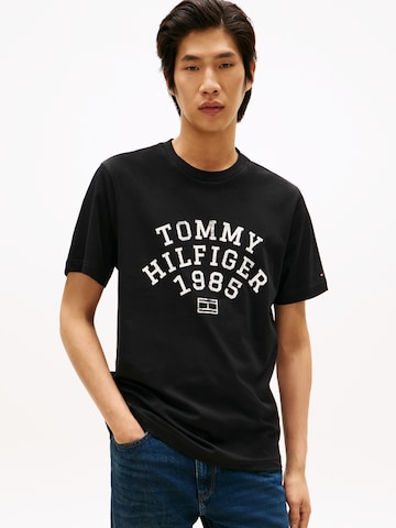 Maglietta 'ARCH' di TOMMY HILFIGER in nero: frontale