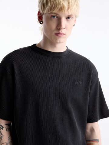 Pull&Bear T-Shirt in Schwarz