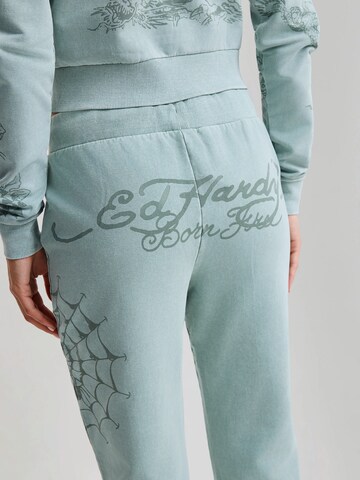 Regular Pantalon Ed Hardy en vert : derrière