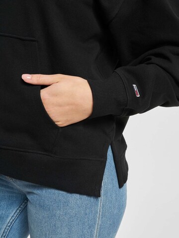 Tommy Jeans Sweatshirt 'Signature' in Schwarz