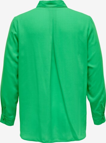 Camicia da donna 'Joleen' di ONLY Carmakoma in verde