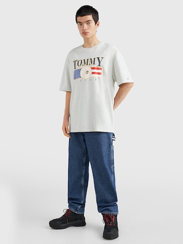 T-Shirt 'Luxe USA' Tommy Jeans en gris