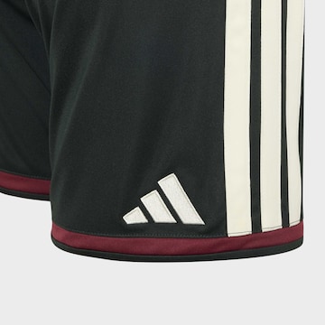 ADIDAS PERFORMANCE Regular Sportshorts 'Manchester United 26/27' in Grün