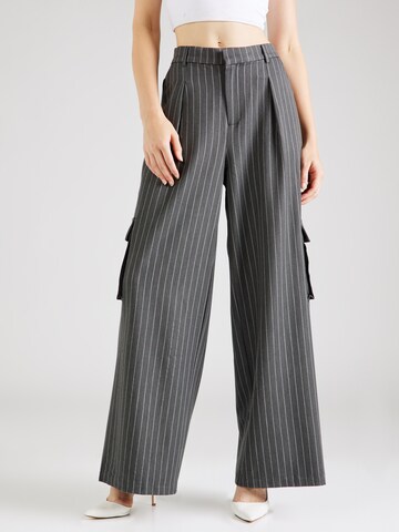 IIQUAL Wide leg Cargo trousers 'IQEDEN' in Grey: front