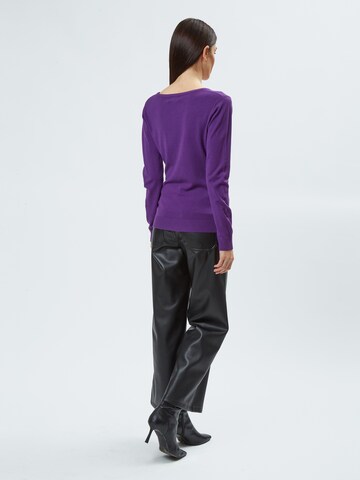 Influencer Sweater in Purple