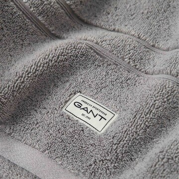 Serviette de douche GANT en gris