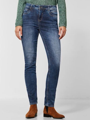 STREET ONE Slimfit Jeans in Blauw: voorkant