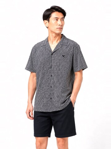 Emporio Armani - Camisa 'Beachwear Mix Pattern Shirt' en negro