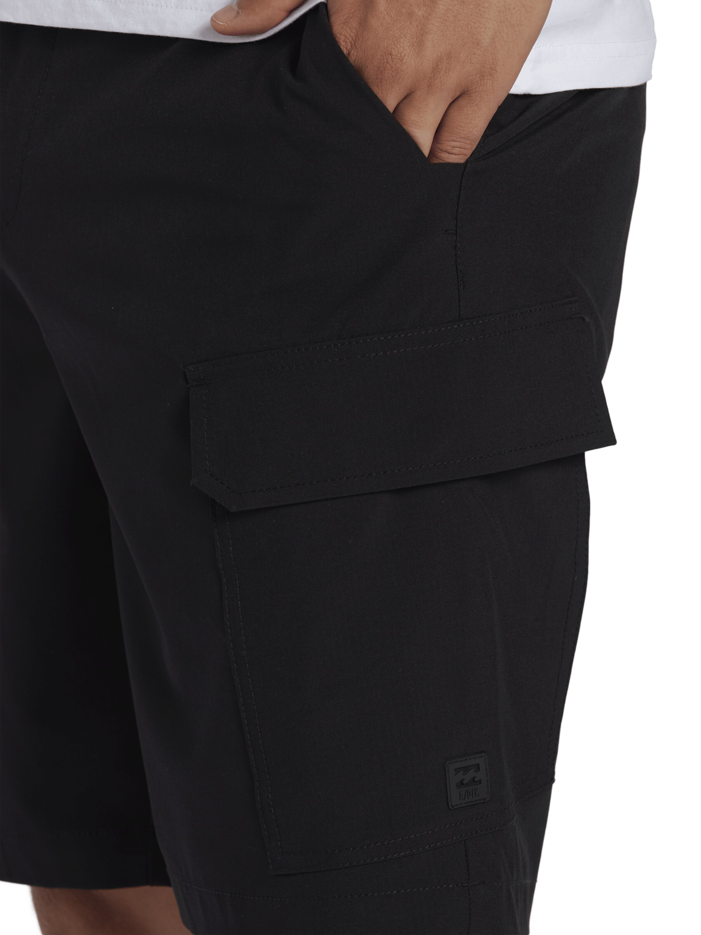 Regular Pantalon cargo 'Surftrek Transport 19' BILLABONG en noir