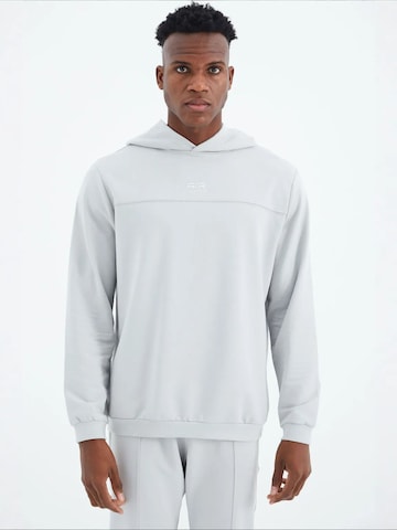 Completo per l'allenamento 'Aktive Sets' di Tommy Life in bianco