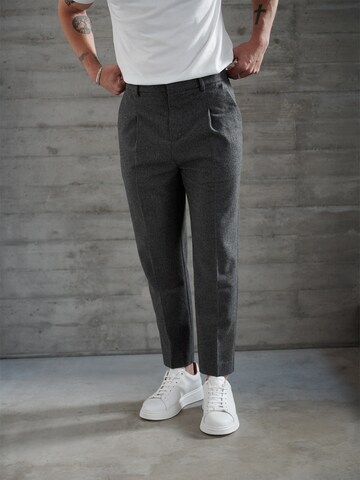 DAN FOX APPAREL Regular Trousers with creases 'Essential' in Black: front