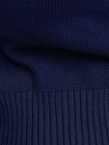 Bershka Пуловер в синьо