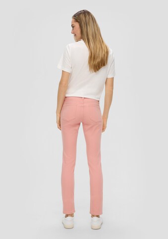 Coupe slim Jean s.Oliver en rose : derrière