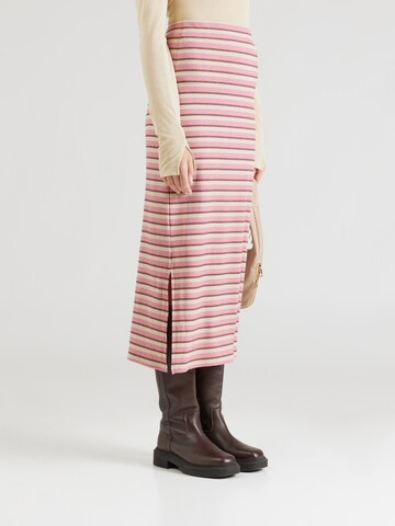 PIECES Skirt 'PCKARLEE' in Pink: front