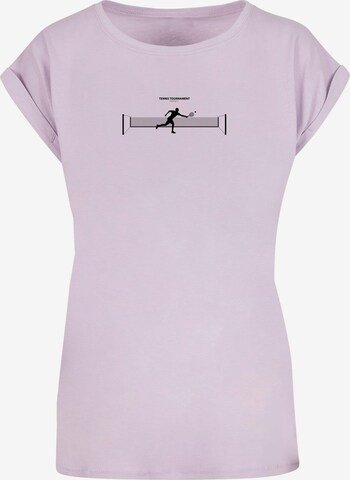 Merchcode Shirt 'Tennis Round 1' in Lila: voorkant