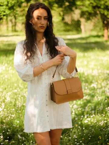 SARA BY JG Schoudertas 'La Belluna' in Bruin: voorkant