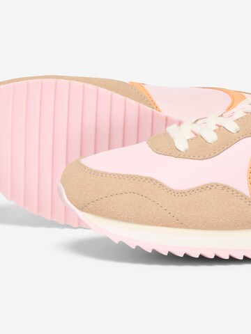 ONLY Низкие кроссовки в Бежевый