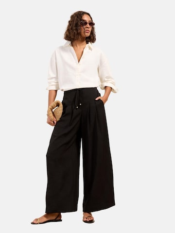 Friends Like These Wide Leg Hose in Schwarz: Vorderseite