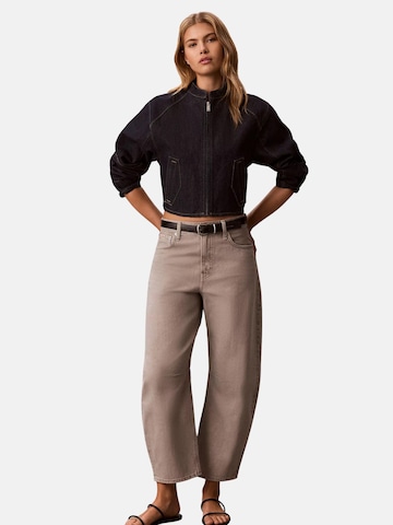 Calvin Klein Barrel Jeans 'BARRIEL' i grå