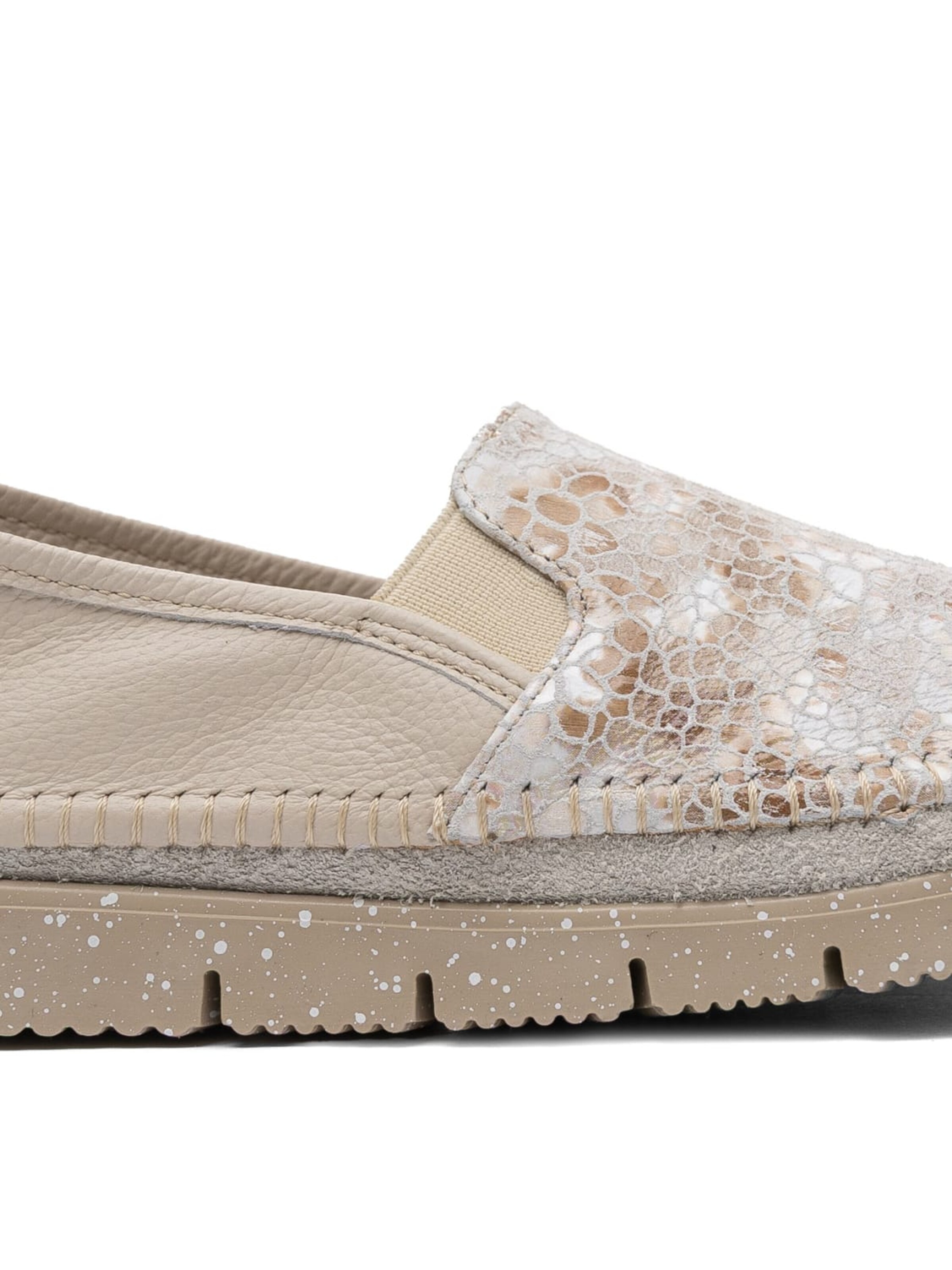 Maciejka Slip-ons '03512-72/00-0' in Beige