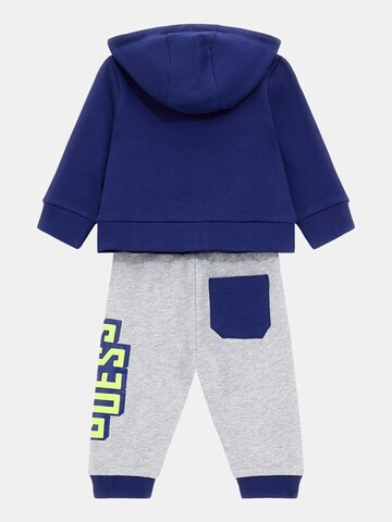 GUESS Set in Blau