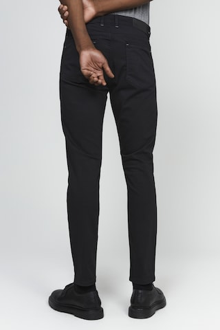 Matinique Regular Jeans 'MApete' in Black