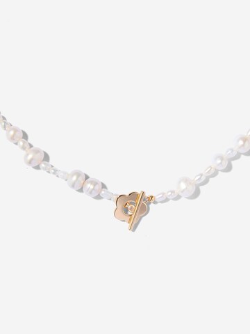 ØYRE Łańcuszek 'White Round and Seed Pearl' w kolorze biały