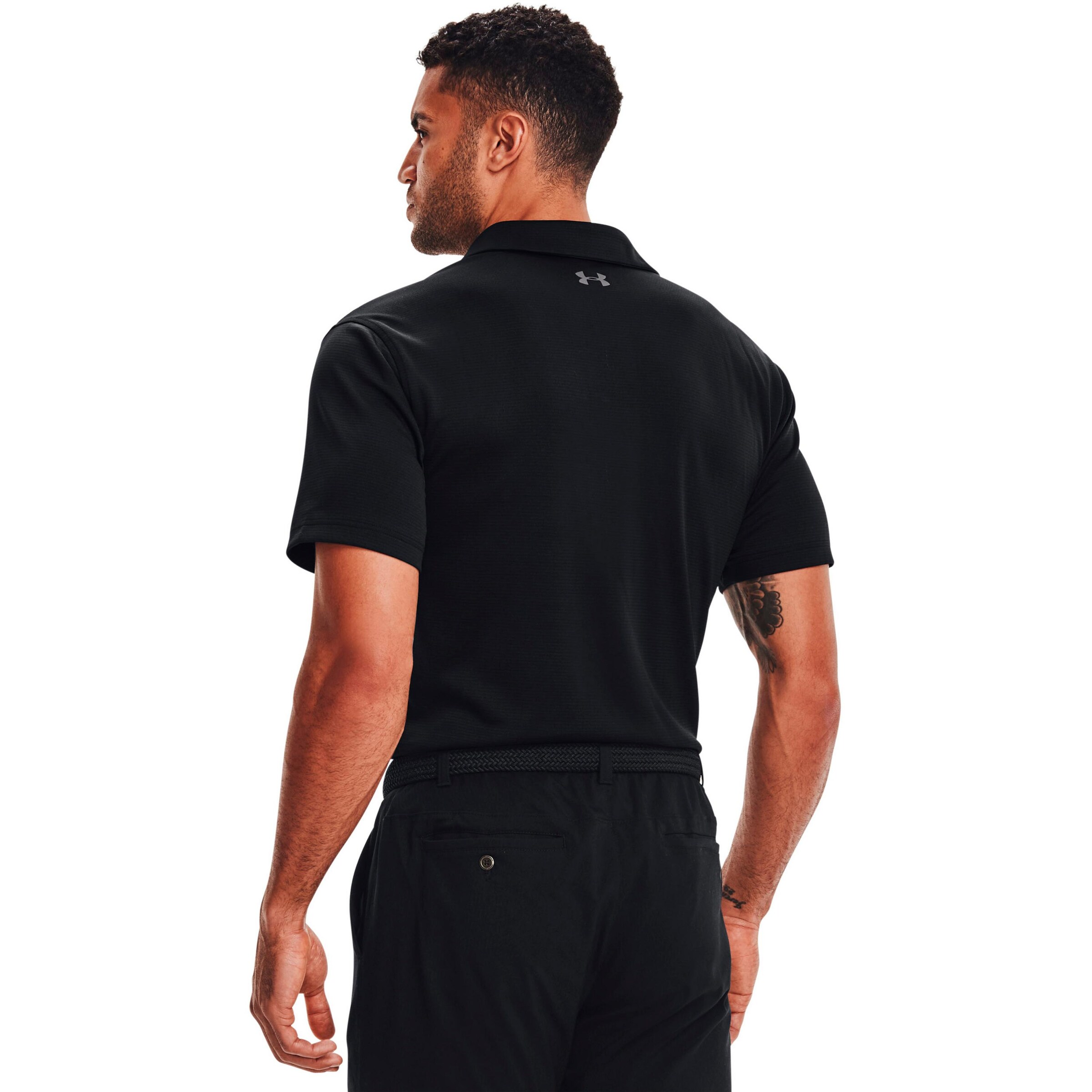 UNDER ARMOUR Performance Shirt in Black