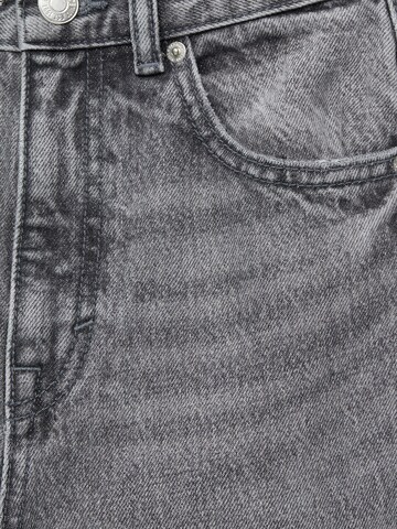 Pull&Bear Regular Jeans in Grey