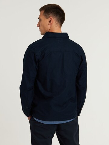 CHASIN' Regular fit Button Up Shirt 'Axel Oxford' in Blue