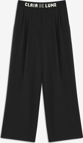 Twist Pleat-Front Pants in Black: front