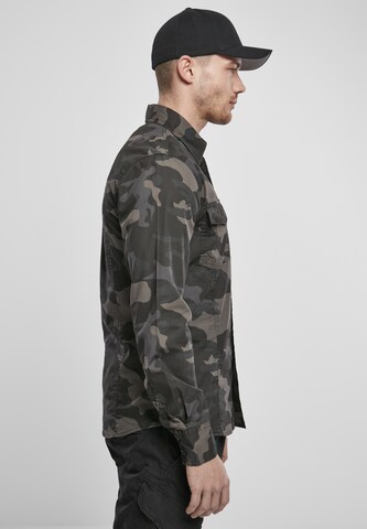 Slim fit Camicia di Brandit in verde