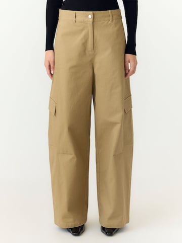 YAS Regular Cargobroek in Beige: voorkant