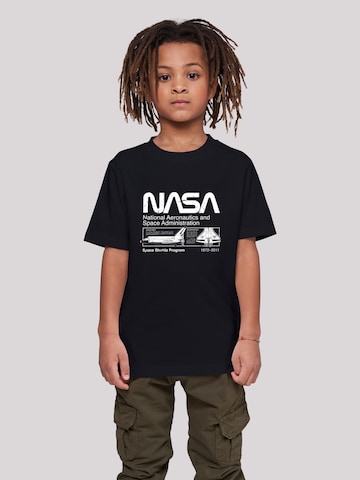 F4NT4STIC T-Shirt 'NASA Classic Space Shuttle Black' in Schwarz: predná strana
