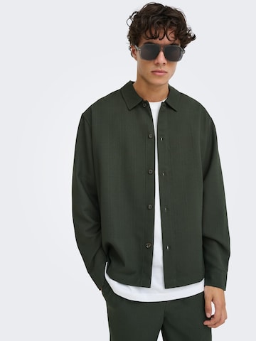 Fit confort Chemise business 'ONSHansi' Only & Sons en vert : devant