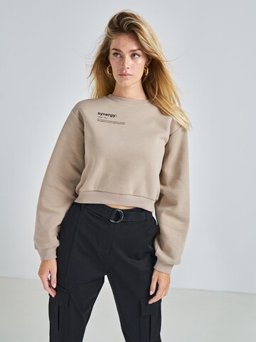 ABOUT YOU x Swalina&Linus Sweatshirt 'Emma' in Brown: front