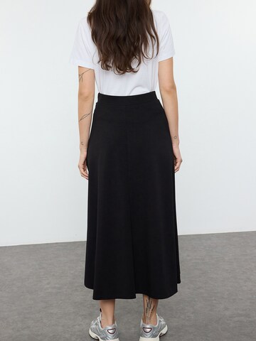 Fustă de la Trendyol pe negru