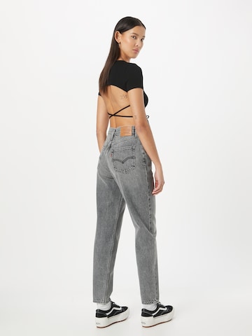 LEVI'S ® Tapered Jeans '80s Mom Jean' in Grey