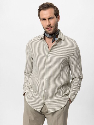 Antioch Regular fit Button Up Shirt in Green