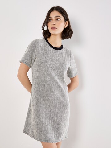 Robe ' ' Apricot en gris